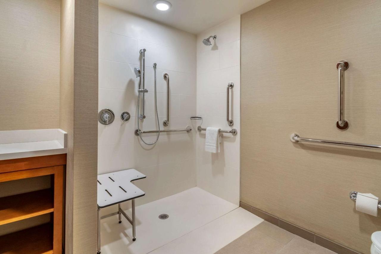 Comfort Suites Camp Hill-Harrisburg West Dış mekan fotoğraf
