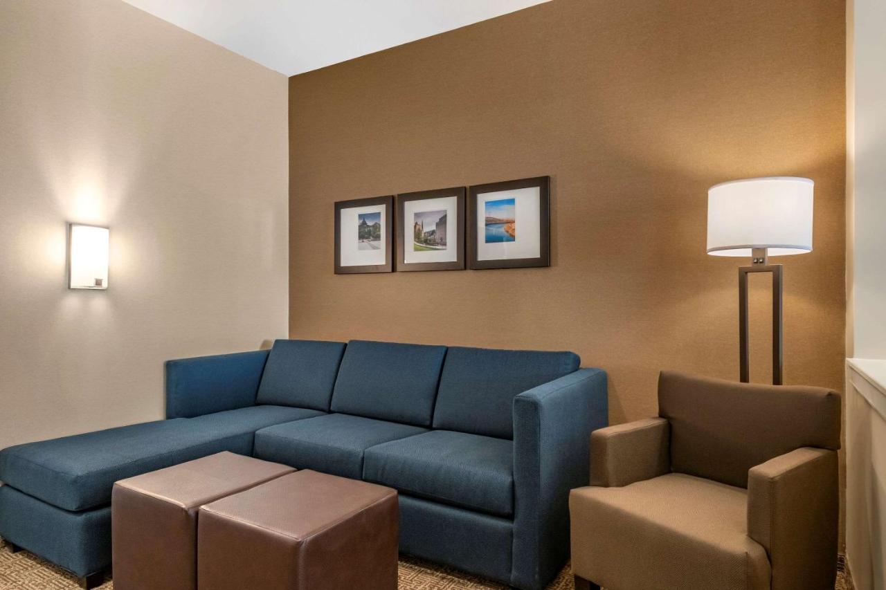 Comfort Suites Camp Hill-Harrisburg West Dış mekan fotoğraf